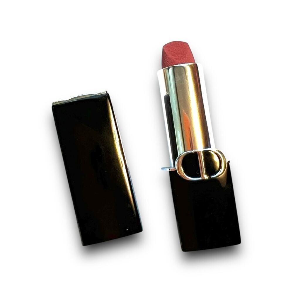 DIOR ROUGE DIOR IN Corolla Velvet # 217
NEW IN BOX